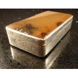 Agate topped table snuff box with French