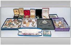 Collection of Costume Jewellery including designer boxed items, assorted brooches, etc