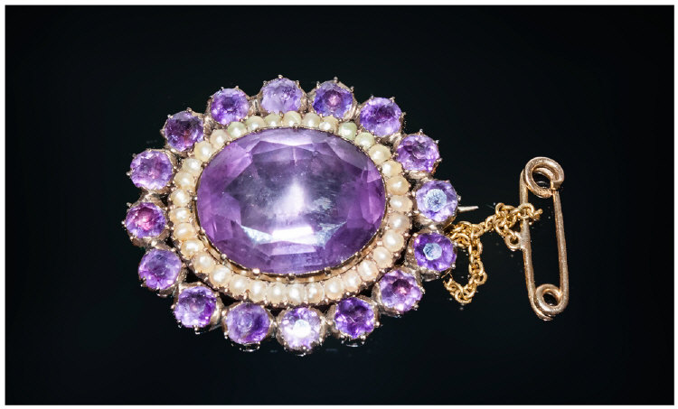 Victorian Fine 9ct Gold Set Amethyst & Seed Pearl Brooch with safety chain. The centre large oval