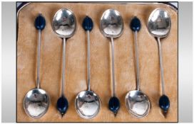 Art Deco Boxed Set of Six Silver Coffee Spoons. Hallmark Birmingham 1925.