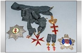 Selection of Masonic Badges including Knights Templar, regalia, jewels etc