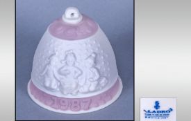 Lladro Christmas Bell 1987. In Original Box No. 5.458 . 3" High.