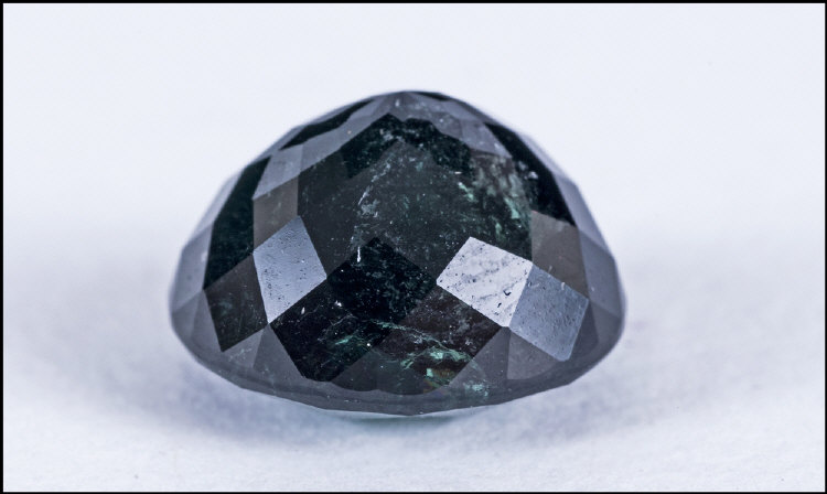 An Oval Cut Green Tourmaline, approx 4ct.