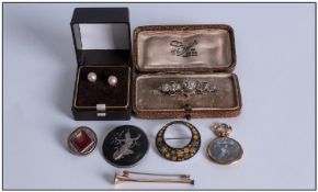 A Small Collection Of Silver And Gold Vintage Jewellery, 7 Items In Total. All hallmarked.