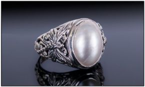 White Oval Mabe Fresh Water Pearl Ring, the Mabe pearl, naturally having one flat side and