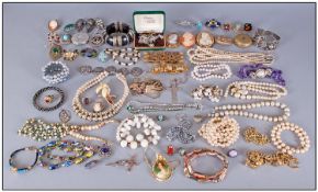 A Good Collection Of Vintage And Assorted Costume Jewellery. Many Pieces.