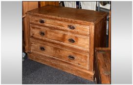 Edwardian Pine Chest of Drawers, with 3 long drawers, terminating on a plynth base. Width 43