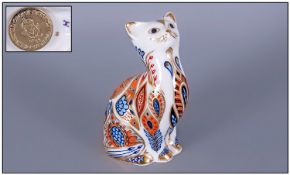 Royal Crown Derby Paperwt. 1st Quality Gold Stopper Siamese Kitten. Retired June 2001. In Original