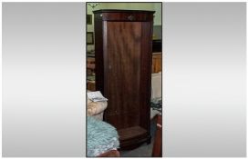 Mahogany Style Reproduction Bookcase. 73`` high, 28`` Wide with four Internal Shelves