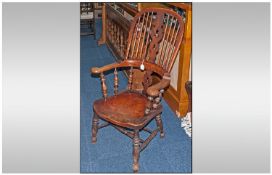 19th Century Knuckle Arm Beechwood Windsor Armchair with a Shaped Centeral Splatt ; on turned