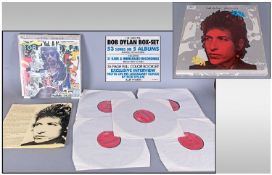 Bob Dylan Box Set Biograph. To include 5 albums, photographs, etc.
