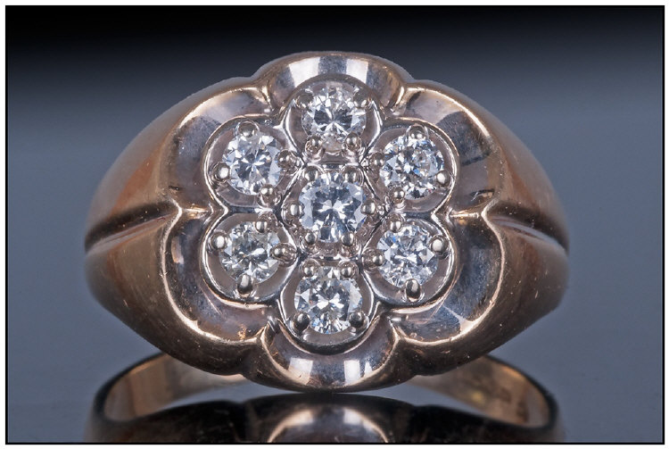 14ct Yellow Gold Set Diamond Cluster Ring. The Diamond in a Flowerhead Setting. The Diamonds are of