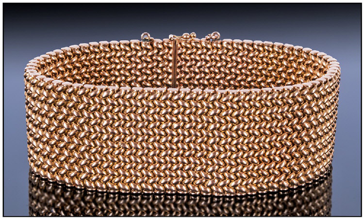 A Deluxe Top Quality 1970`s 18ct Gold Mesh Bracelet, Marked 750. 1.25`` in width, 7.5`` in length.