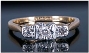 18ct Gold Diamond Ring, Three Round Cut Diamonds Set In Platinum, Stamped 18ct Plat. Early 20thC