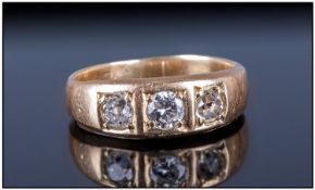 18ct Gold Gypsy Set 3 Stone Diamond Ring, the diamonds of good colour, Estimated diamond weight