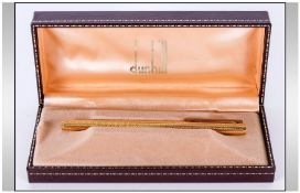 Dunhill Deluxe Gold Plated Slim-Line Fountain Pen with 14ct gold nib. Plus 10 fountain pen