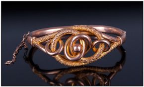 Edwardian Ladies 9ct Gold Triple Rings Hinged Bangle/Bracelet, marked 9ct, 15.8 grams.