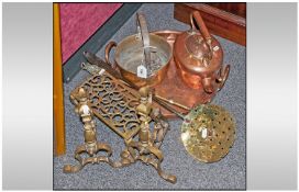 Mixed Selection Of Brass And Copper. Comprising copper kettle, copper fish pan, small jam pan, brass