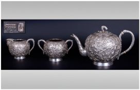 Wang Hing & Company Chinese Export 3 Piece Tea Service cira 1890 Of Globular Form With Embossed