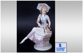 LLadro Anniversary Collectors Society Figure, Limited Edition Only. `Picture Perfect` Model Number