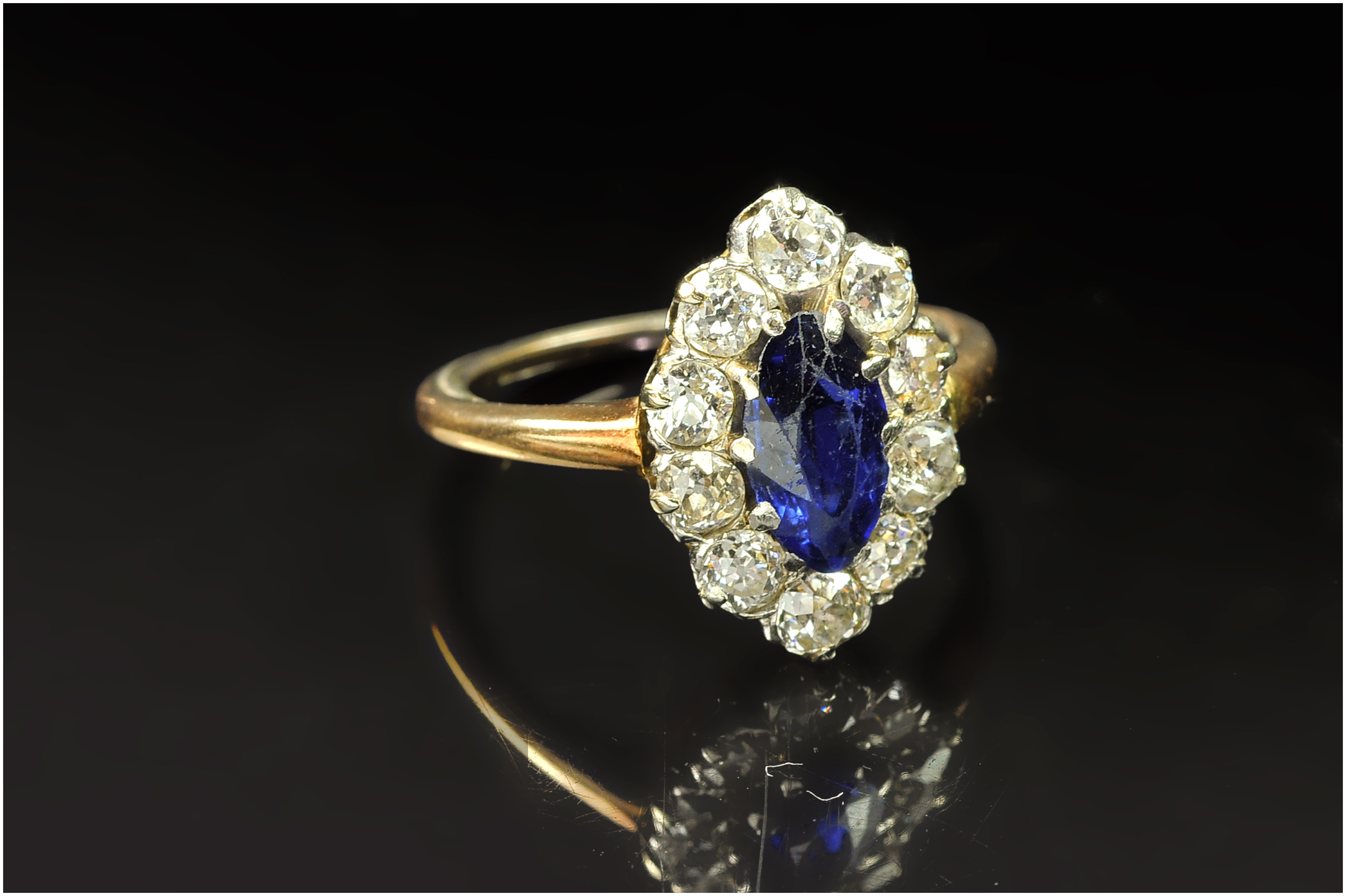 Antique 18ct Gold Set Sapphire and Diamond Cluster Ring. The Central Marquise Cut Sapphire of - Image 3 of 5