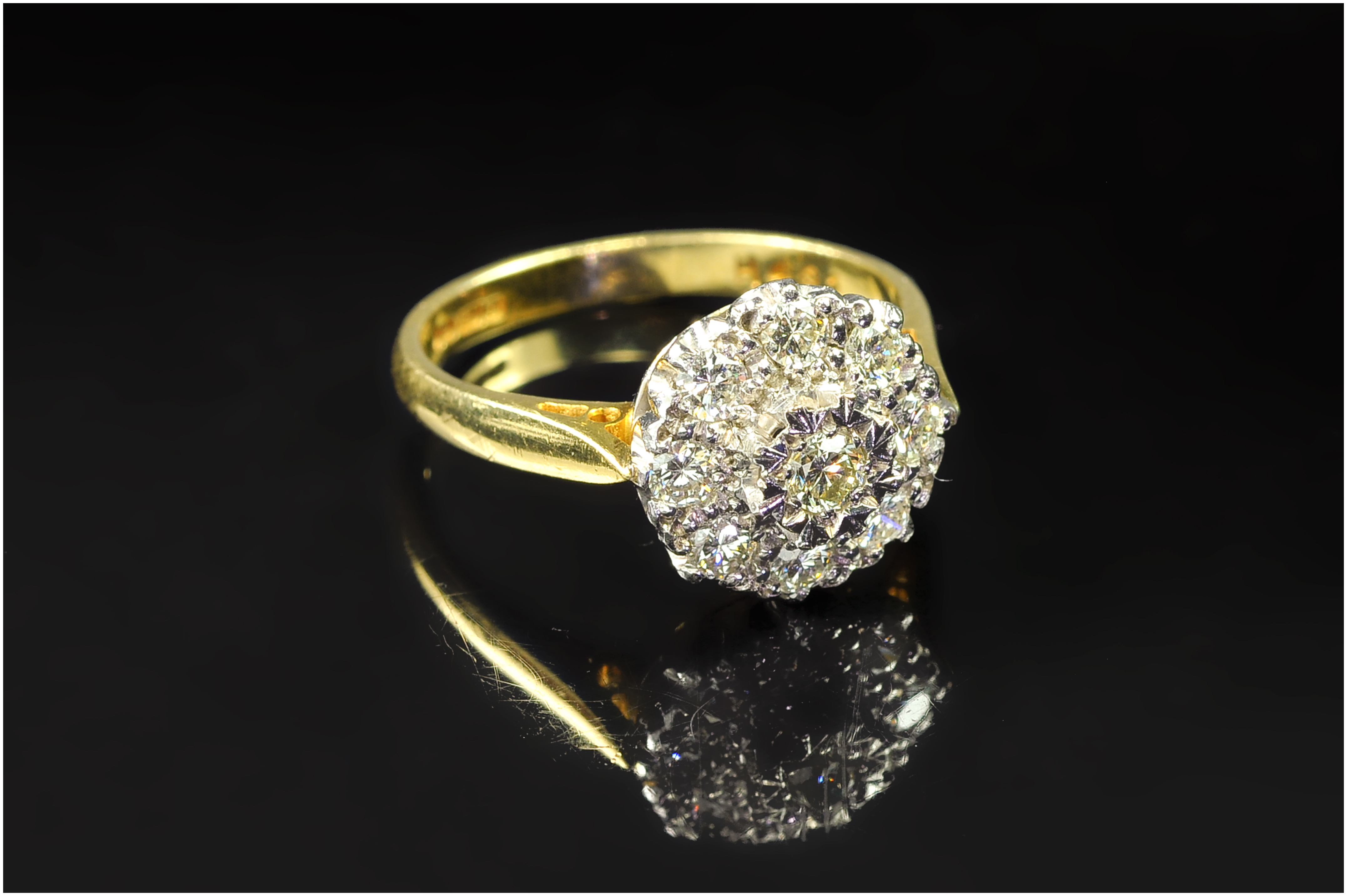 18ct Gold Diamond Cluster Ring, Set With A Cluster Of Round Modern Brilliant Cut Diamonds, Claw Set, - Image 3 of 5