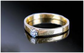 18ct Yellow Gold Single Stone Diamond Ring, Fully hallmarked,. 2 grams.