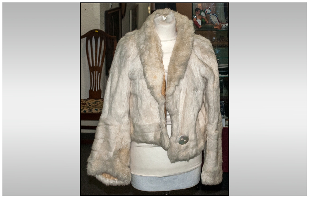 Ladies White Rabbit Jacket, Fully lined. Collar with revers. Label inside reads 'Busvine, 4 Brook - Image 2 of 5
