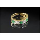 Ladies 9ct Gold Set Emerald and Diamond Half Eternity Ring. Fully Hallmarked. 5.1 grams.