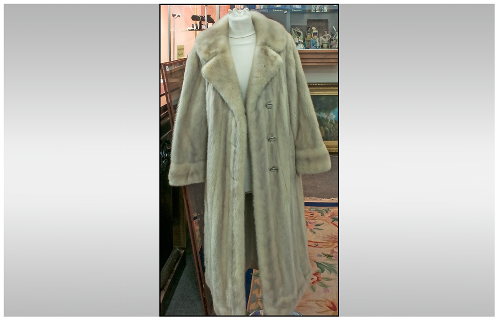 Platinum Shadow Stripe Full Length Mink Coat, self-lined collar with revers, horizontal cuffs with - Image 2 of 5