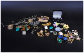 Collection Of Costume Jewellery Comprising Brooches, Earrings, Oddments Etc.