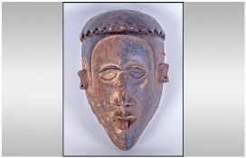 African Kongo Mask. Height 11.5 inches.