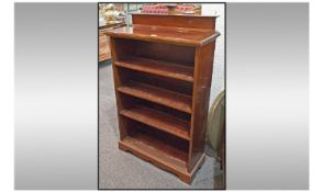 Late 19th/Early 20th Century Mahogany Bookcase. Fitted with three shelves. Height 48 inches, width