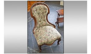 A Fine Quality Victorian Walnut Ladies Nursing Chair, with finely carved/fretted back with shaped
