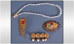 Small Lot Of Costume Jewellery.