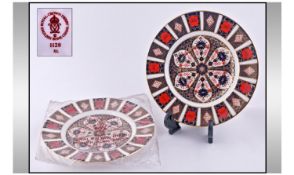 Royal Crown Derby Old Imari Cabinet Plates, 2 In Total. Pattern number 1128. Date 1977. Each 9.25