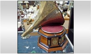 HMV Style Octagonal Gramophone With Brass Horn.