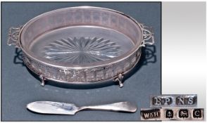 Walker and Hall Two Handled Oval Shaped and Openwork Silver and Glass Sweetmeat Dish. Hallmark