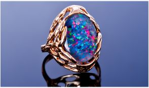 14ct Gold Naturalistic Set Large Opal Style Ring. Marked 585.