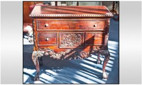 Reproduction Mahogany Philadelphia Chippendale style lowboy Carved gadrooned edge with 1 long