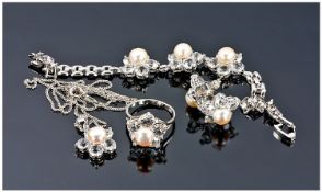 Pale Peach Freshwater Pearl and White Crystal Set of Jewellery comprising bracelet, pendant on