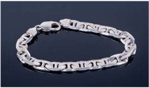 Ladies And Gents Good Quality Silver Bracelet. Marked 92.5. 33.6 grams. Length 8.75 inches.