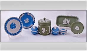 Assorted Wedgwood Items  comprising 6 assorted pieces of coloured Jasper ware, silver lustre pair