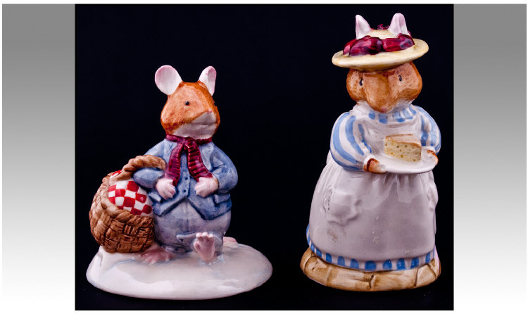 Royal Doulton Brambly Hedge Series. 1, Large size Mrs Apple. 2, Large size Wilfred carries the
