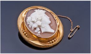 Victorian Early Gold Framed Oval Shell Cameo, circ 1860 of good quality within a portrait of a