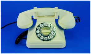 Retro Style Cream Round Dial Telephone, in working order.