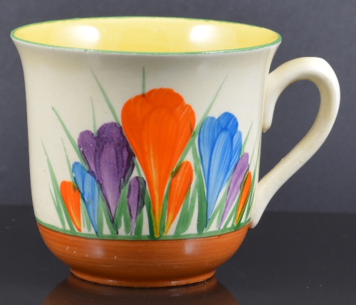 Clarice Cliff, "Crocus" pattern cup.