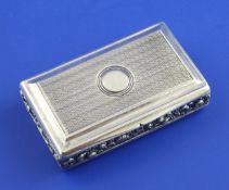 A George III rectangular silver snuff box, with engine turned decoration and flower banding, Daniel