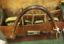 A set of four William IV Avoir brass bell weights, dated 1834, 7lb to 1lb, together with a mahogany