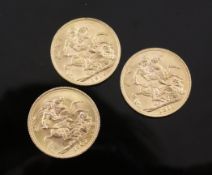 Three gold full sovereigns, 1910, 1911 & 1967.